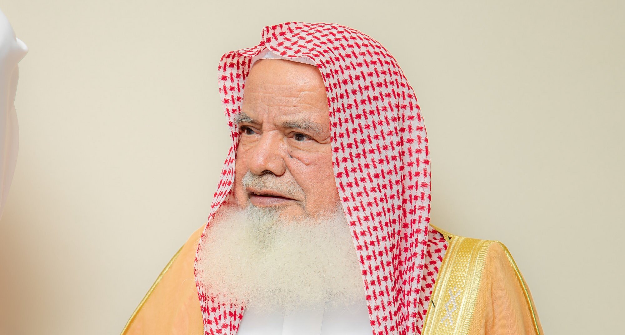 العم: صالح بن عبدالله بن عمر